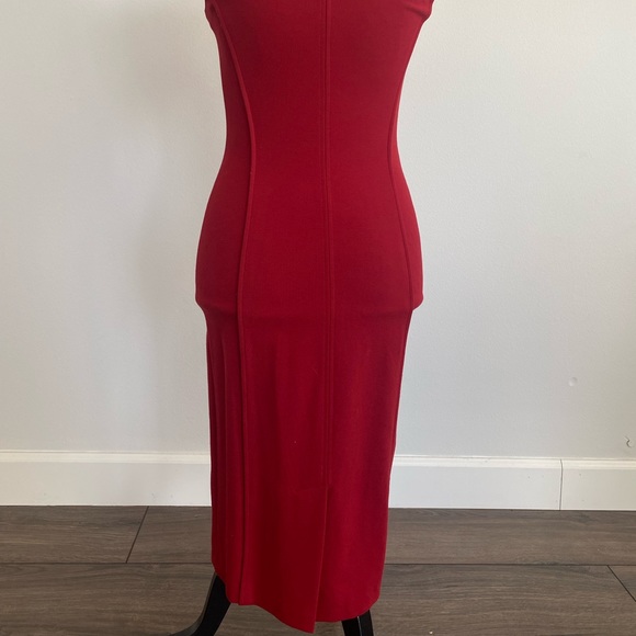 Diane von Furstenberg form fitting busniess midi dress with zipper up front - Picture 3 of 4